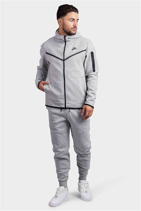 nike grijs joggingpak|nike trainingspakken heren.